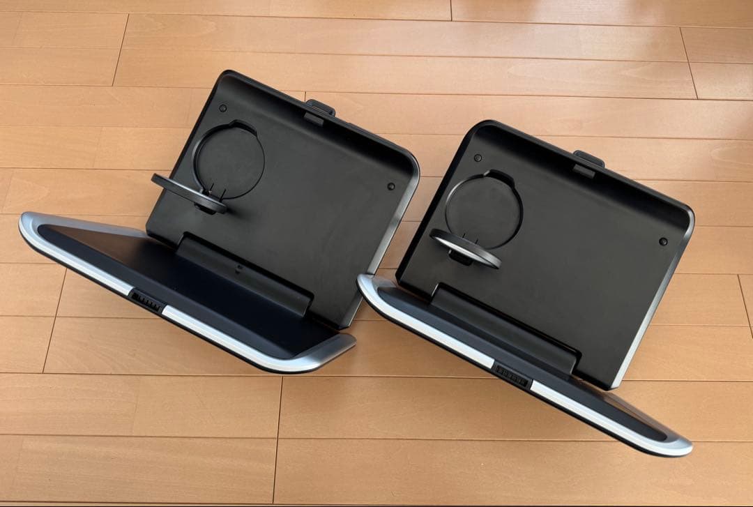 Mercedes-Benz 純正システムテーブル（ベースエレメント付き）