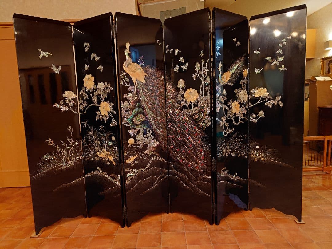 大型　孔雀の螺鈿　パーテーション　衝立て　屏風　 6つ折り