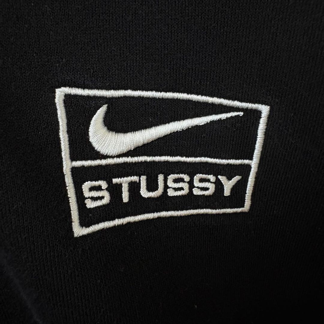 【激レア】STUSSY ステューシー　NIKE パーカー　スウェット　刺繍　黒