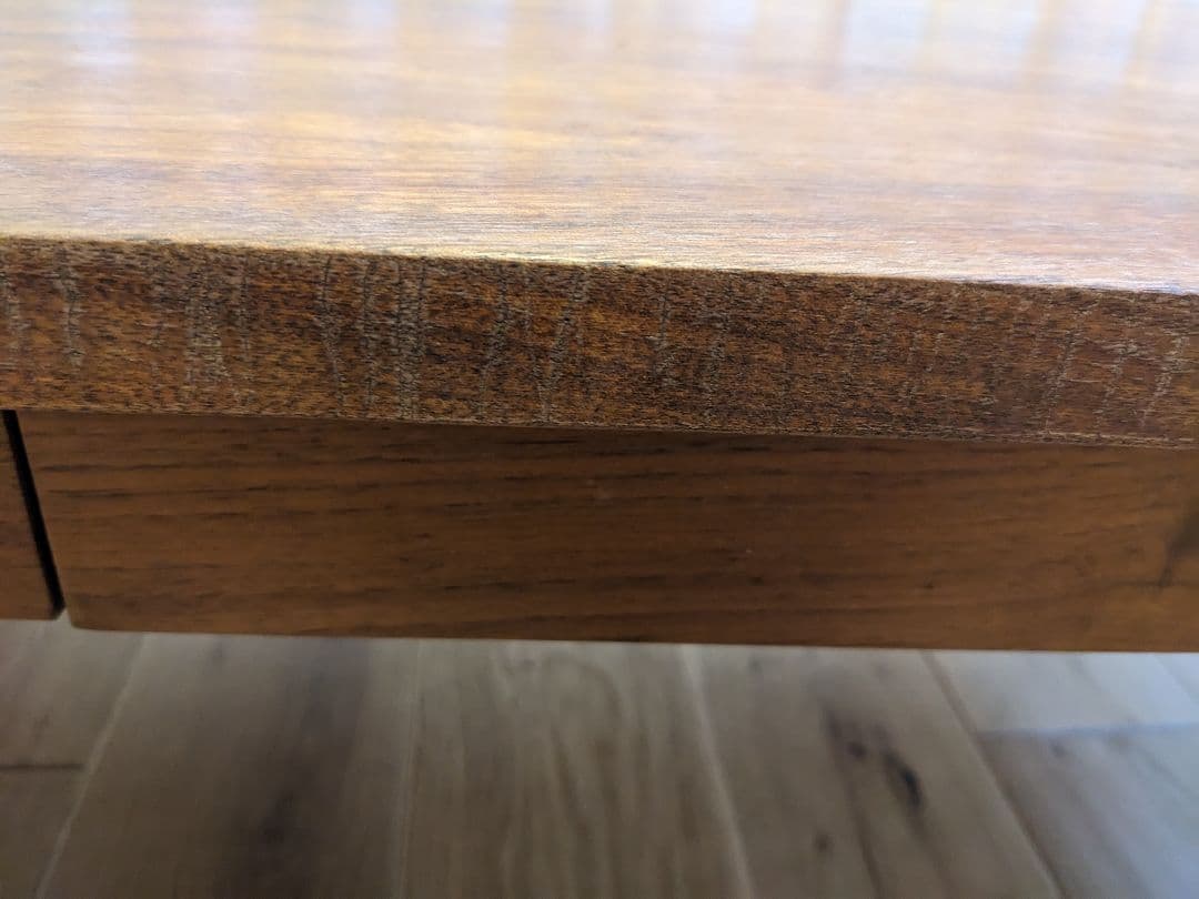 無垢材ローテーブル・ウォールナット材・幅１２０×奥行６０×高さ３５ｃｍ