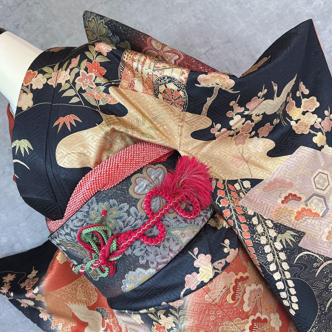 特価！振袖+長襦袢フルセット　古典柄　黒　ゴールド　かっこいい系　御所車　k2