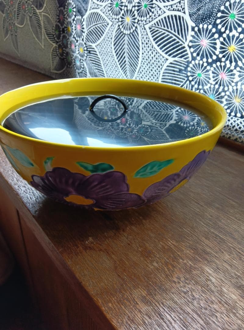 誰が袖棚と水指セット