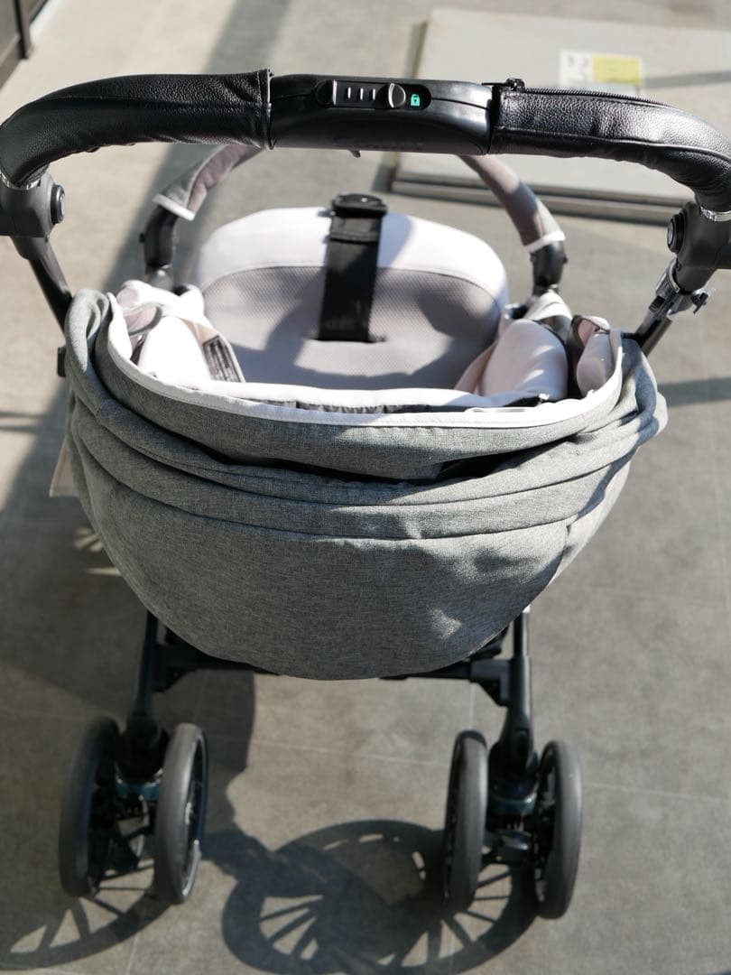 【美品】コンビ スゴカル Switch エッグショック XL ベビーカー