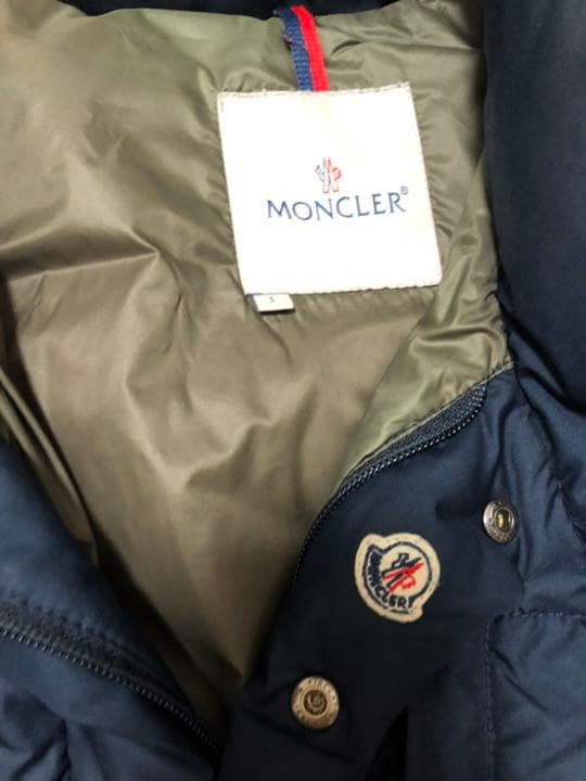 モンクレール　ダウン