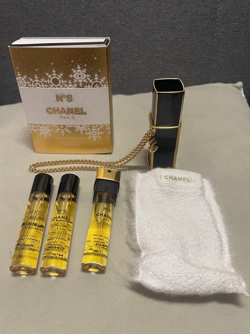 シャネル N°5 パース スプレイ　オードゥ パルファム　特別限定品