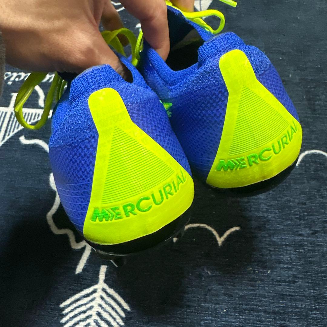 ナイキ　マーキュリアル　SG