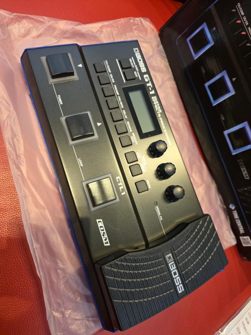 BOSS　GT-1