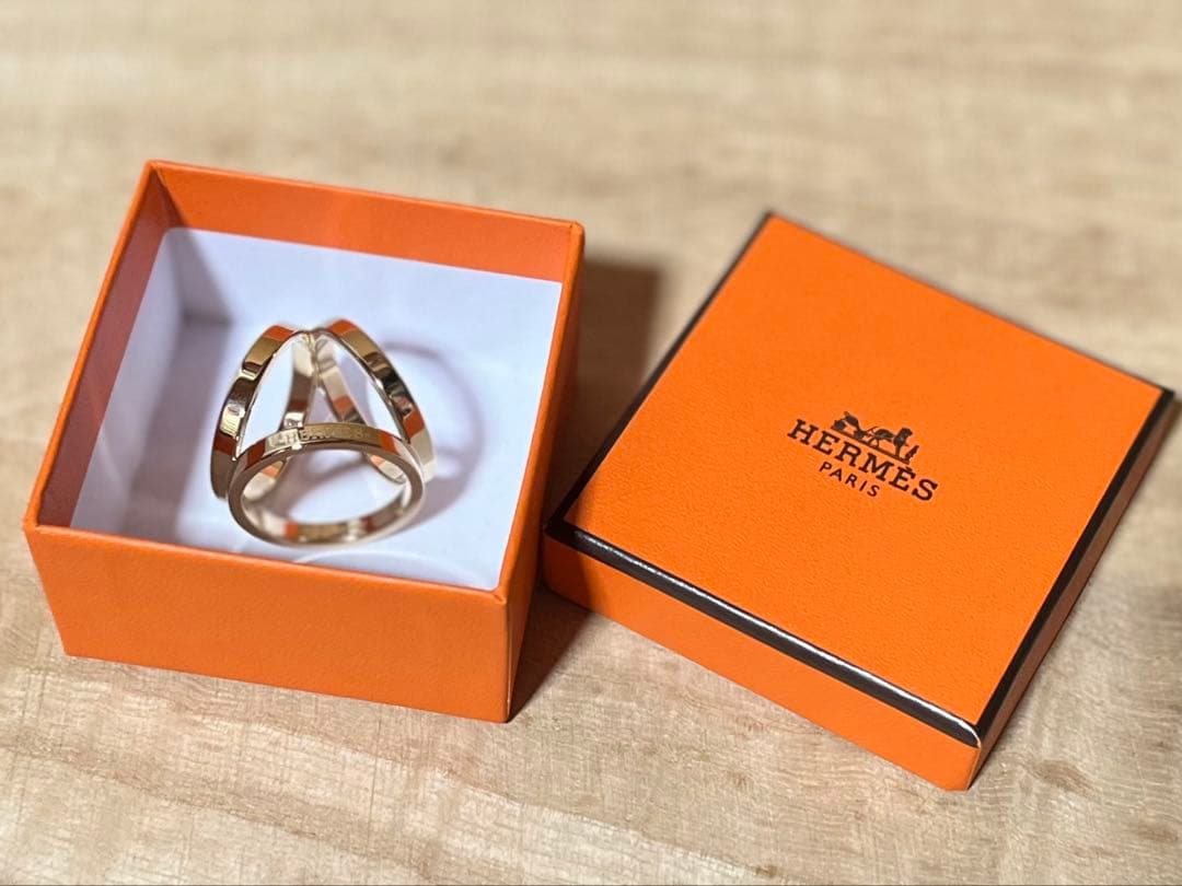 エルメス TRIO スカーフリング ゴールド 正規品 極美品 箱 証明書付セット