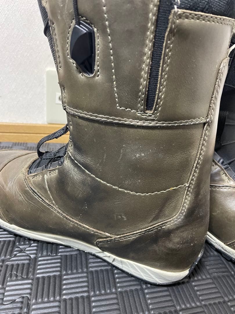 ズワイガニさん専用　　Burton ION LEATHER 22-23モデル