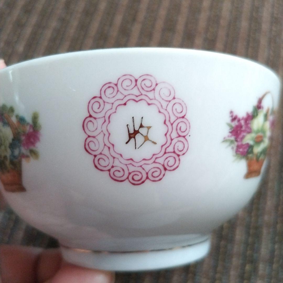 中国醴陵　花籠柄　「四季豊収」茶碗　２客セット