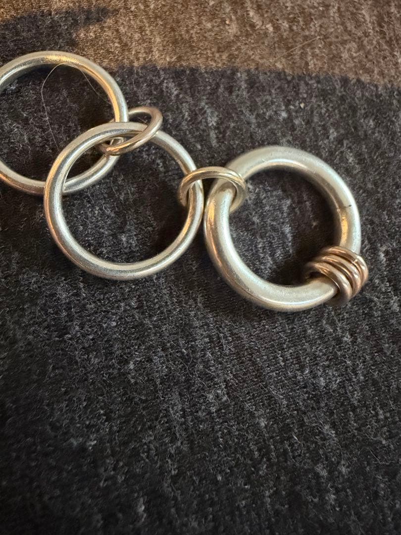 スピネリ風　三連リング