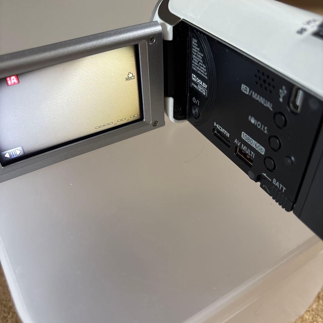 パナソニック　デジタルハイビジョンビデオカメラ　HC-V300M-W