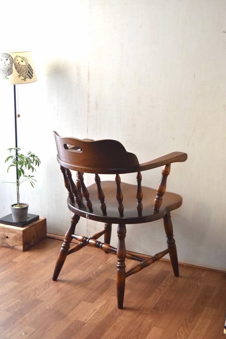 飛騨産業 キャプテンチェア