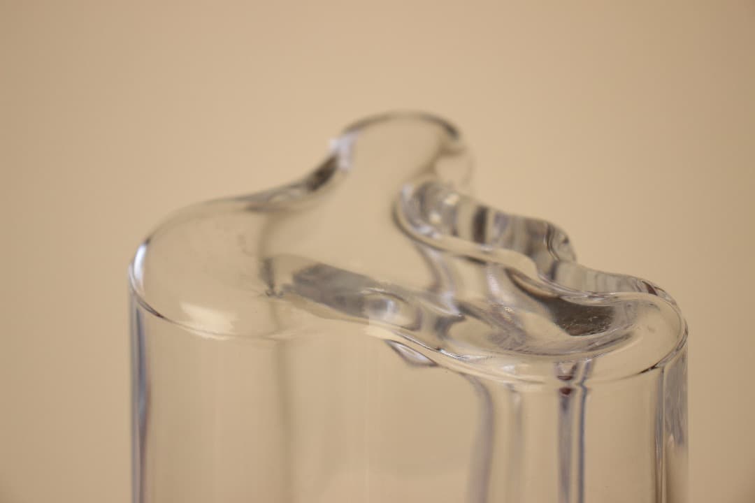 　イッタラ　アルヴァ・アアルト　花瓶　ガラスベース　クリア