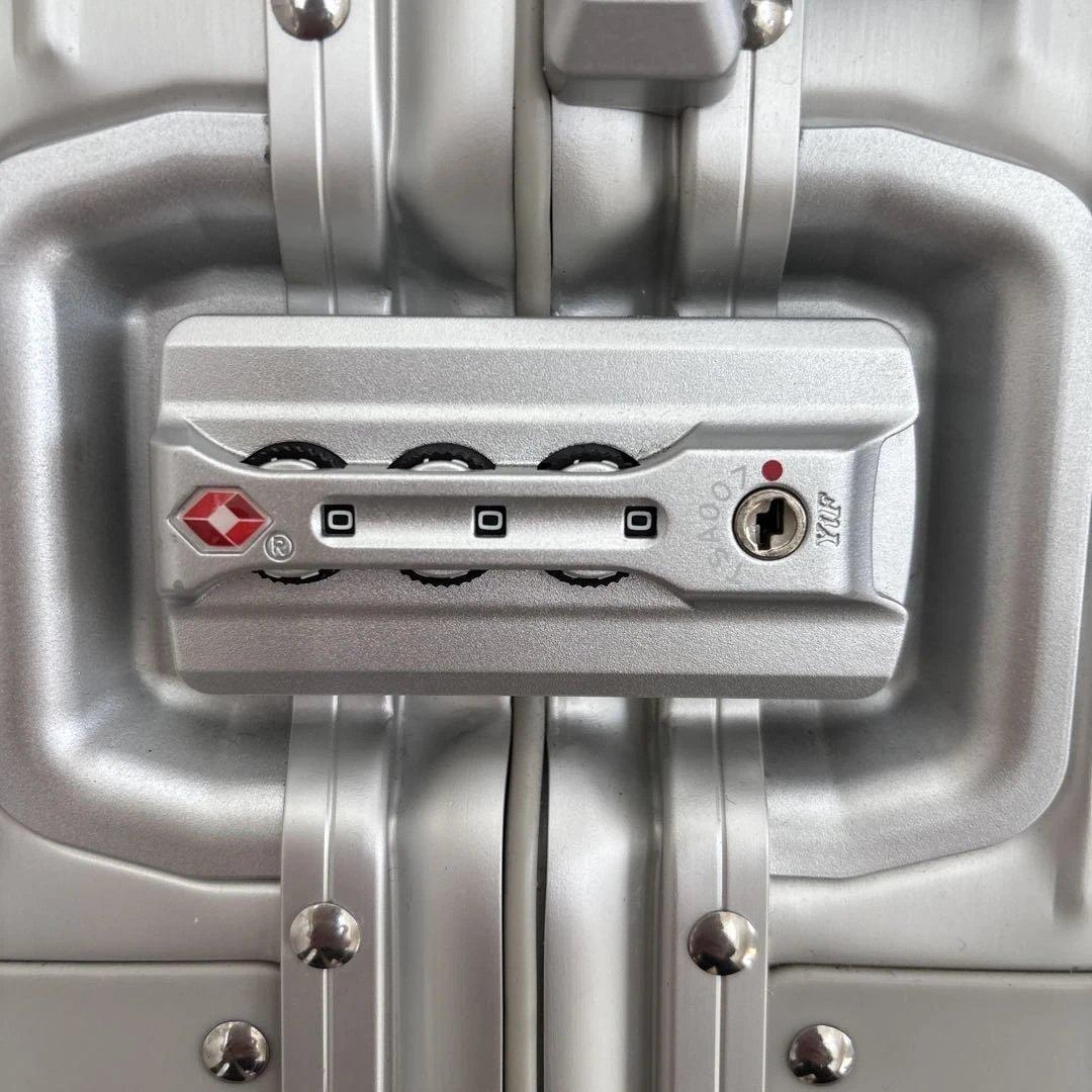 メルセデス・ベンツ アルミニウム キャリーケース32l