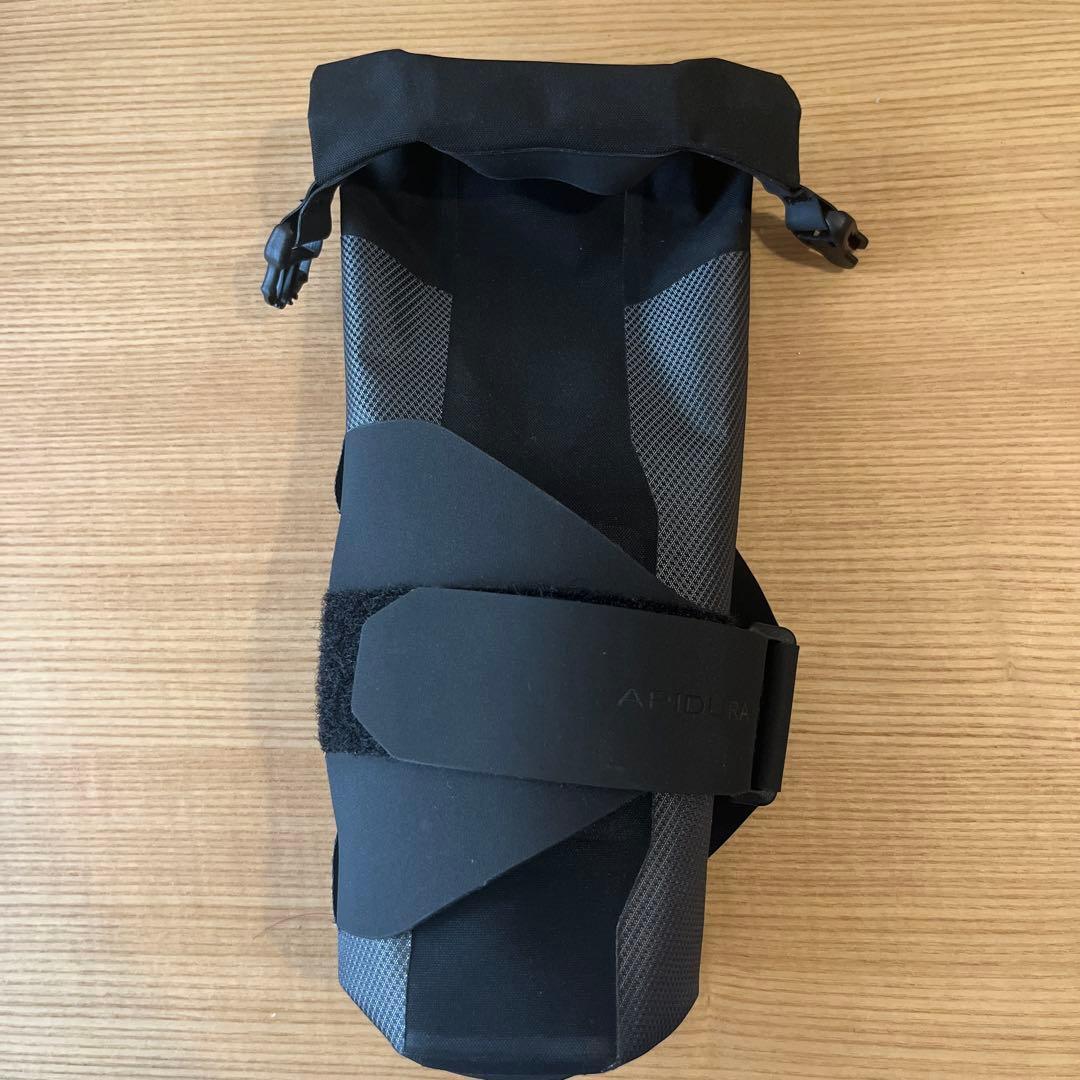 【美品】APIDURA エクスペディション・ダウンチューブパック