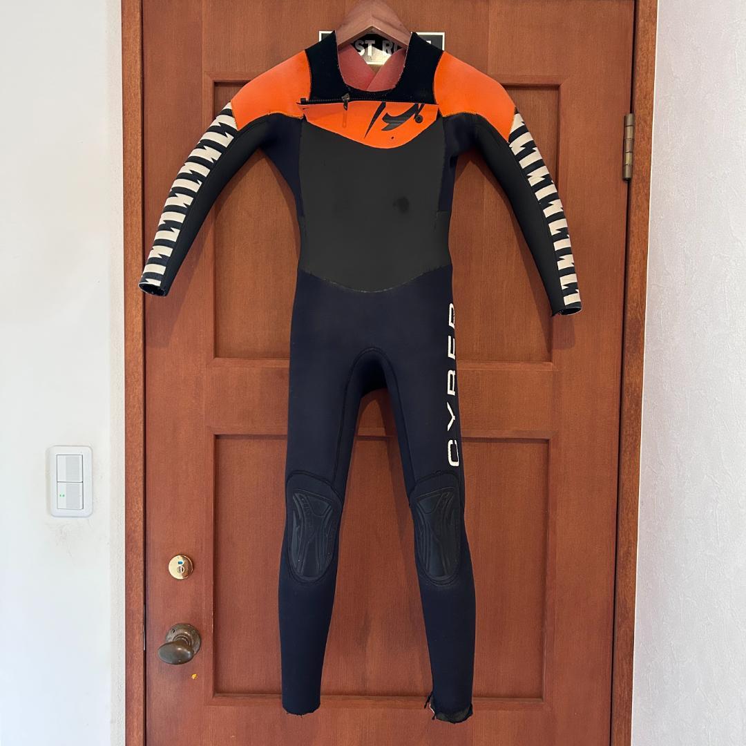 キッズ　125㎝　冬用　５×３　ジャージフルスーツ　ウエットスーツ　裏起毛