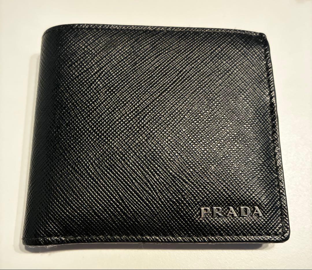プラダ 2MO912 サフィアーノ レザー 二つ折り財布 黒 ギャランティ付