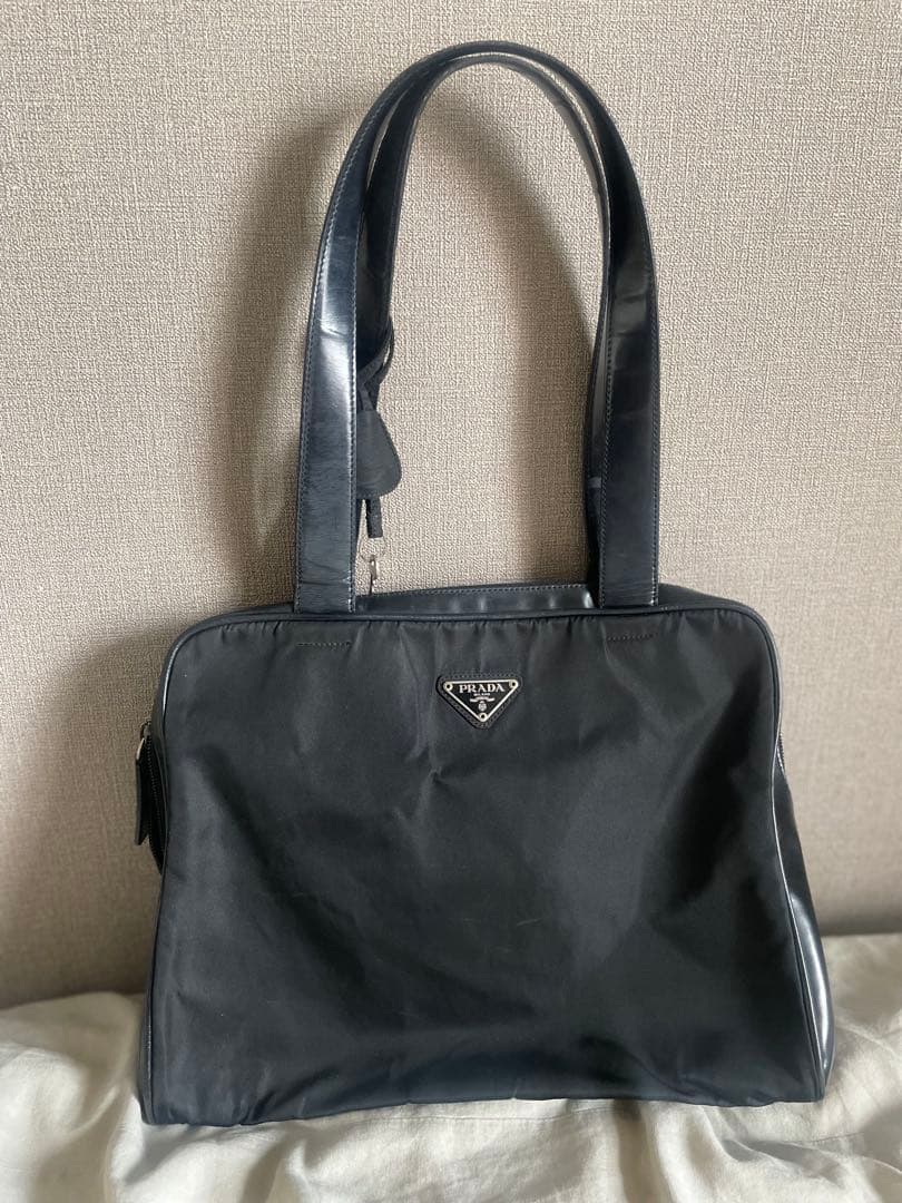 PRADA ブラック トートバッグ　ハンドバッグ