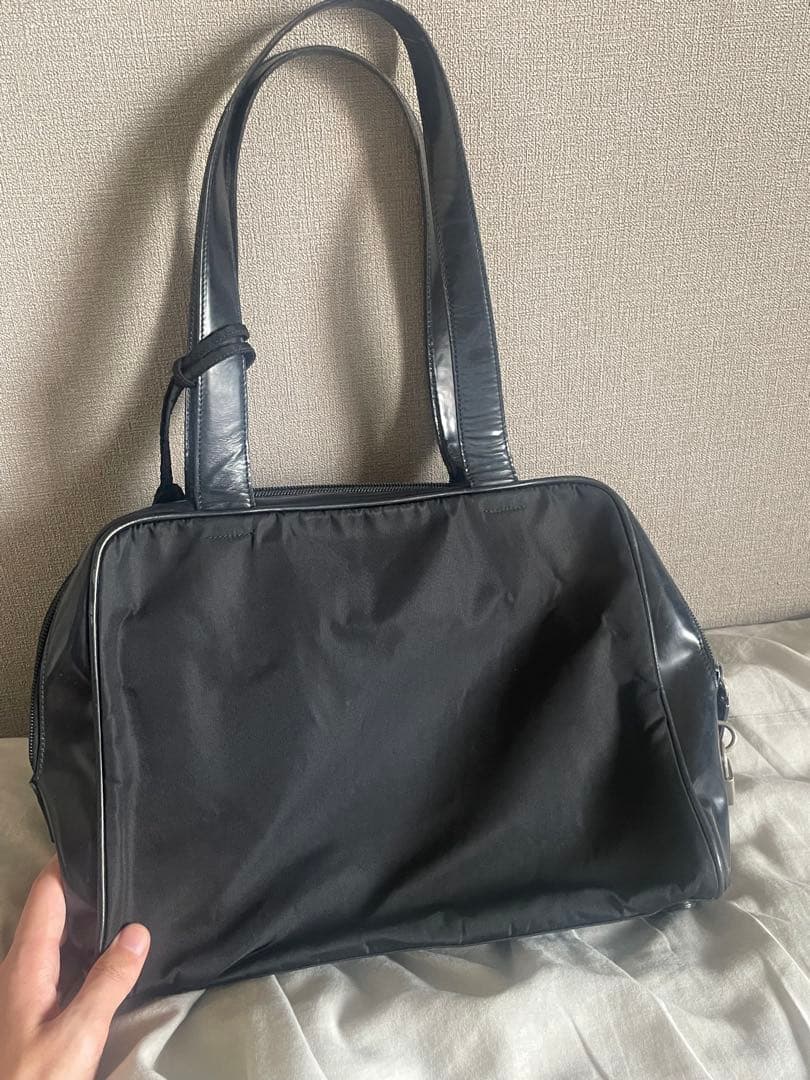 PRADA ブラック トートバッグ　ハンドバッグ
