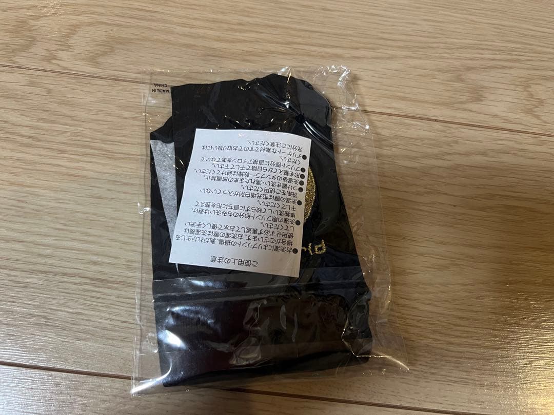 UVERworld 手袋とリボンバッジ セット　新品未使用