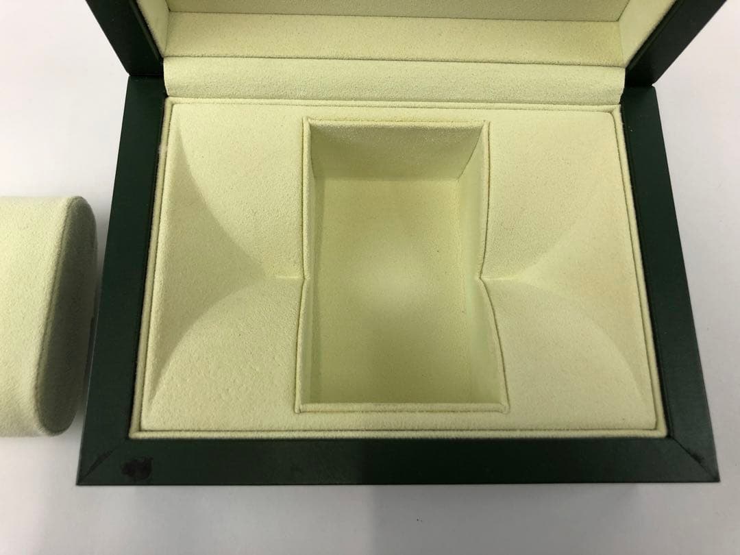 ブ*ん様 ロレックス　空き箱　外箱　内箱　グリーン