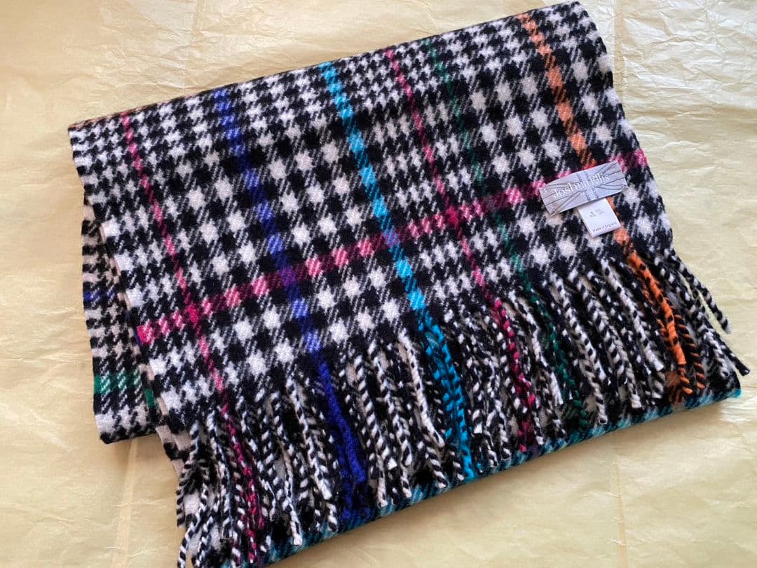 Joshua Ellis マフラー