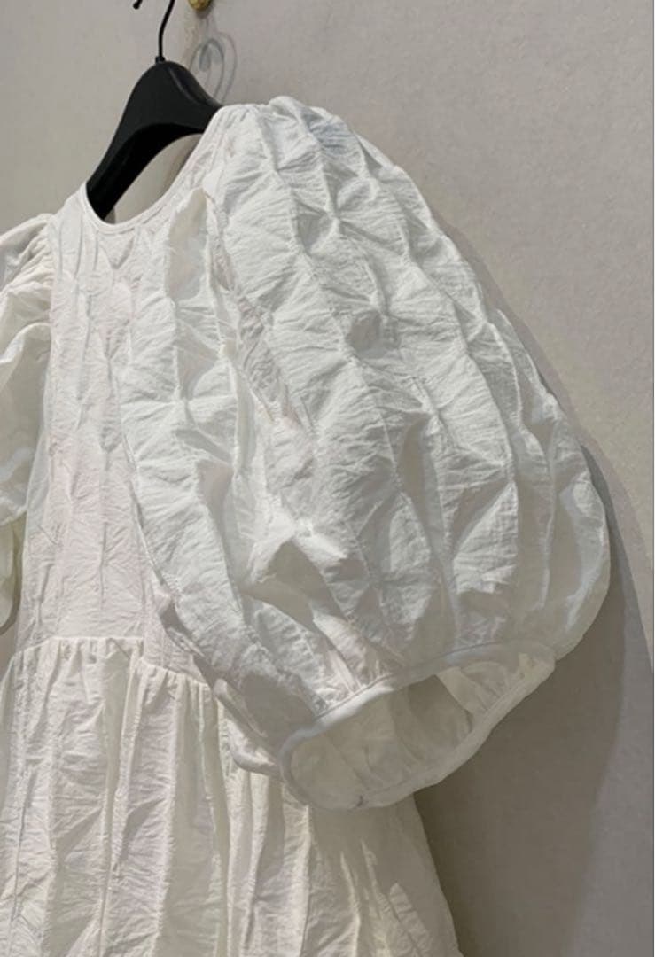 ホワイト バックオープン ロングドレス