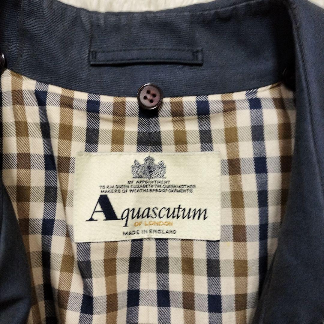 Aquascutum 大きいサイズ ダブルブレスト トレンチコート　ネイビー