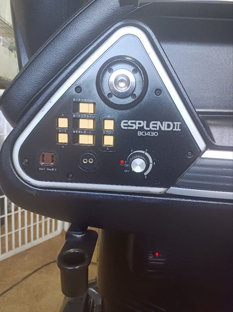 理容機器　新明和理容椅子　ＢＣ―１４３０