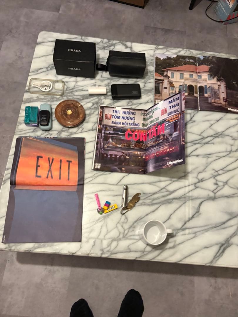 購入価格48 注意重量が100キロを超えますので男の人が2人居ないと運べません。