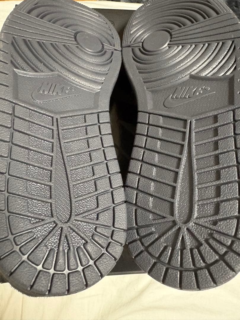 【本日限定値下げ】Nike aj1 low ブラックファントム 27.5cm