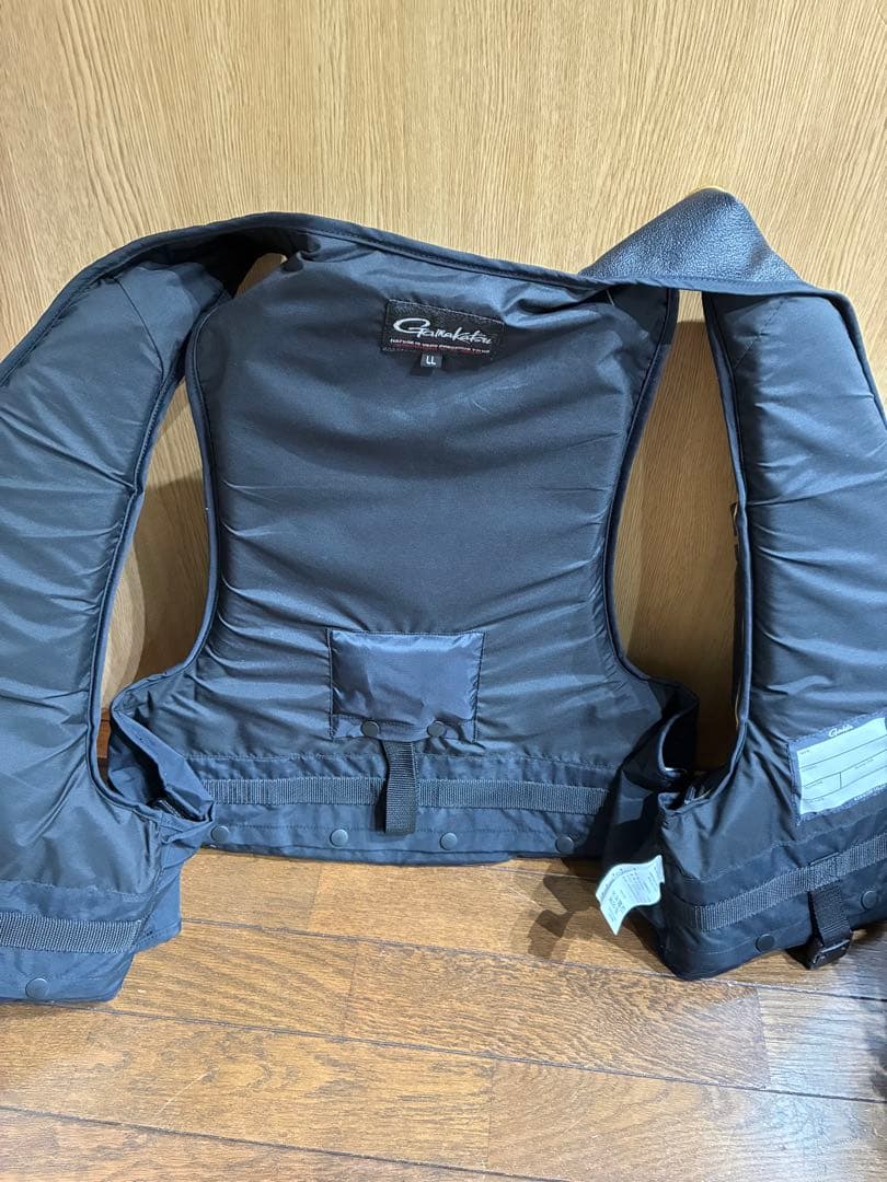 本日値下げ！　がまかつ　フローティングジャケット LL 検）サンライン　釣武者