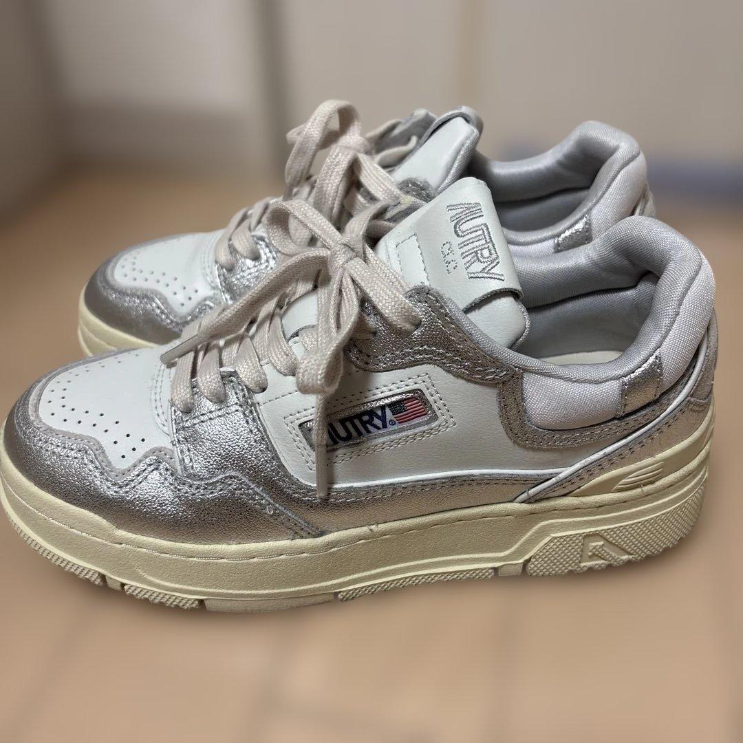 AUTRY ホワイト/シルバー スニーカー
