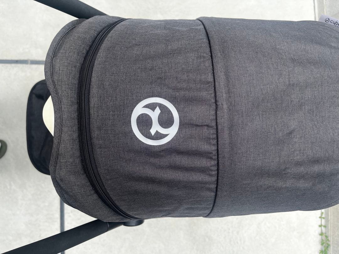 cybex EEZY Sツイスト　ブラック 折りたたみベビーカー