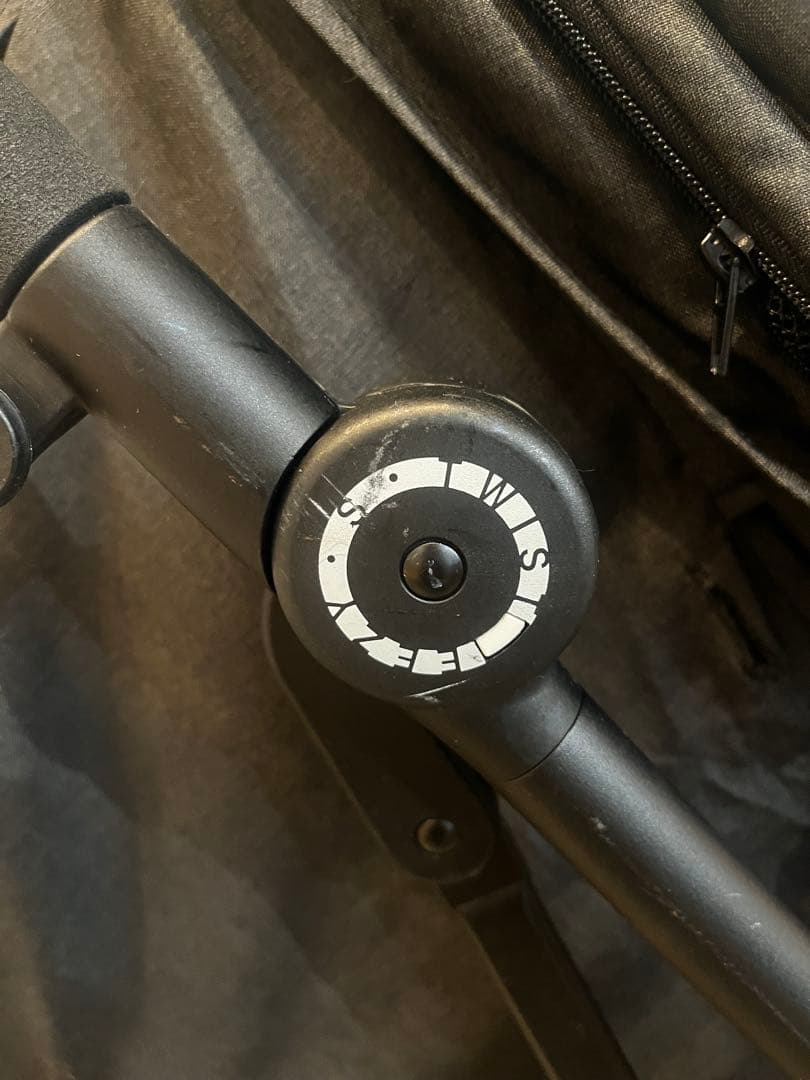 cybex EEZY Sツイスト　ブラック 折りたたみベビーカー