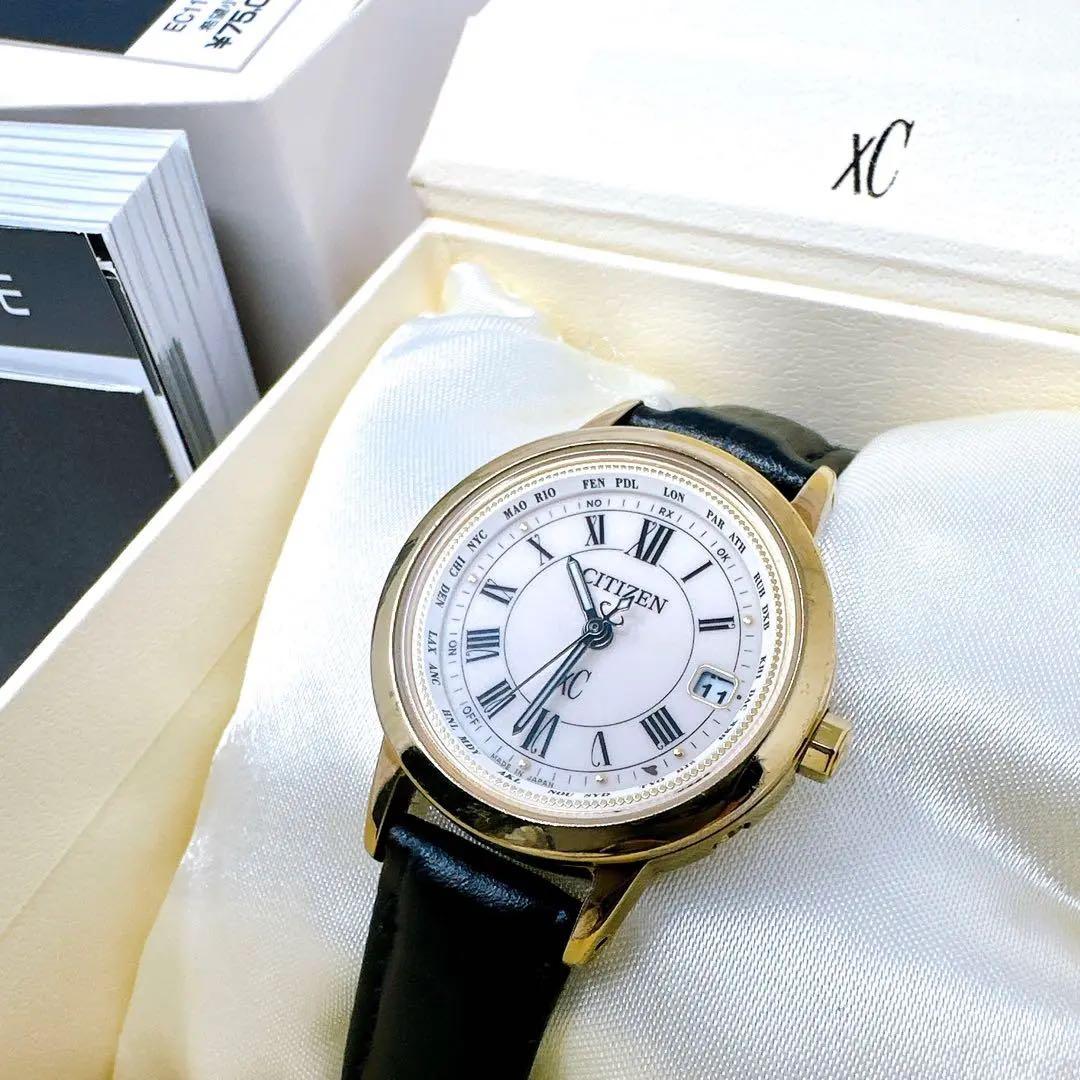 稼働　腕時計 シチズン クロスシー 電波ソーラー ローマン文字 付属品あり