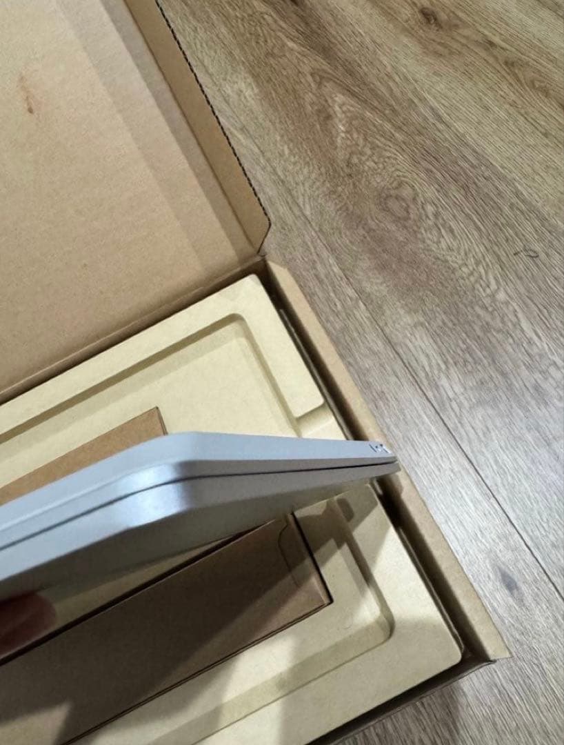 即購入可！Microsoft Surface Laptop Go i5 64GB