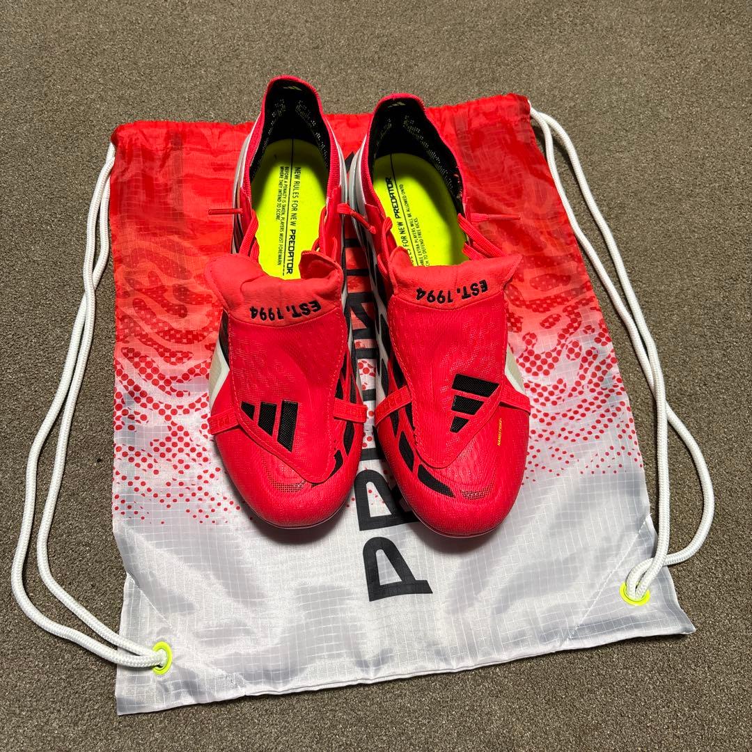 プレデター ELITE フォールディングシュータン土・人工芝用/ナップザック付き