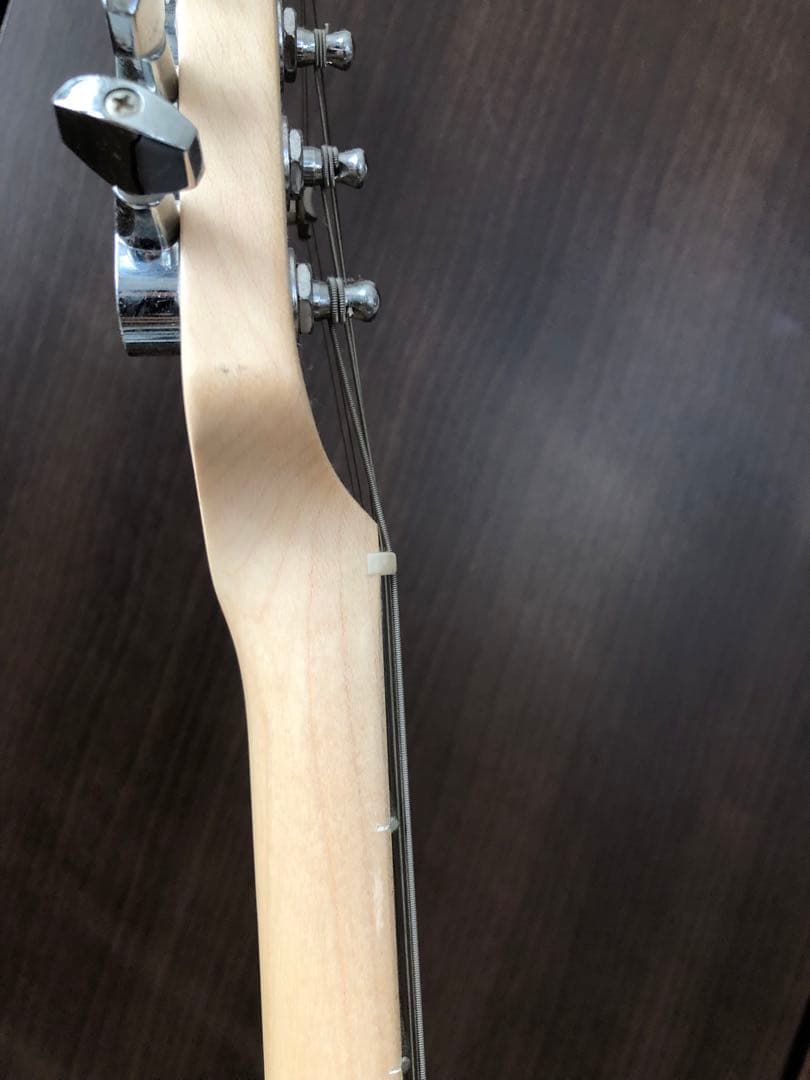 Squier ブラック エレキギター 本体