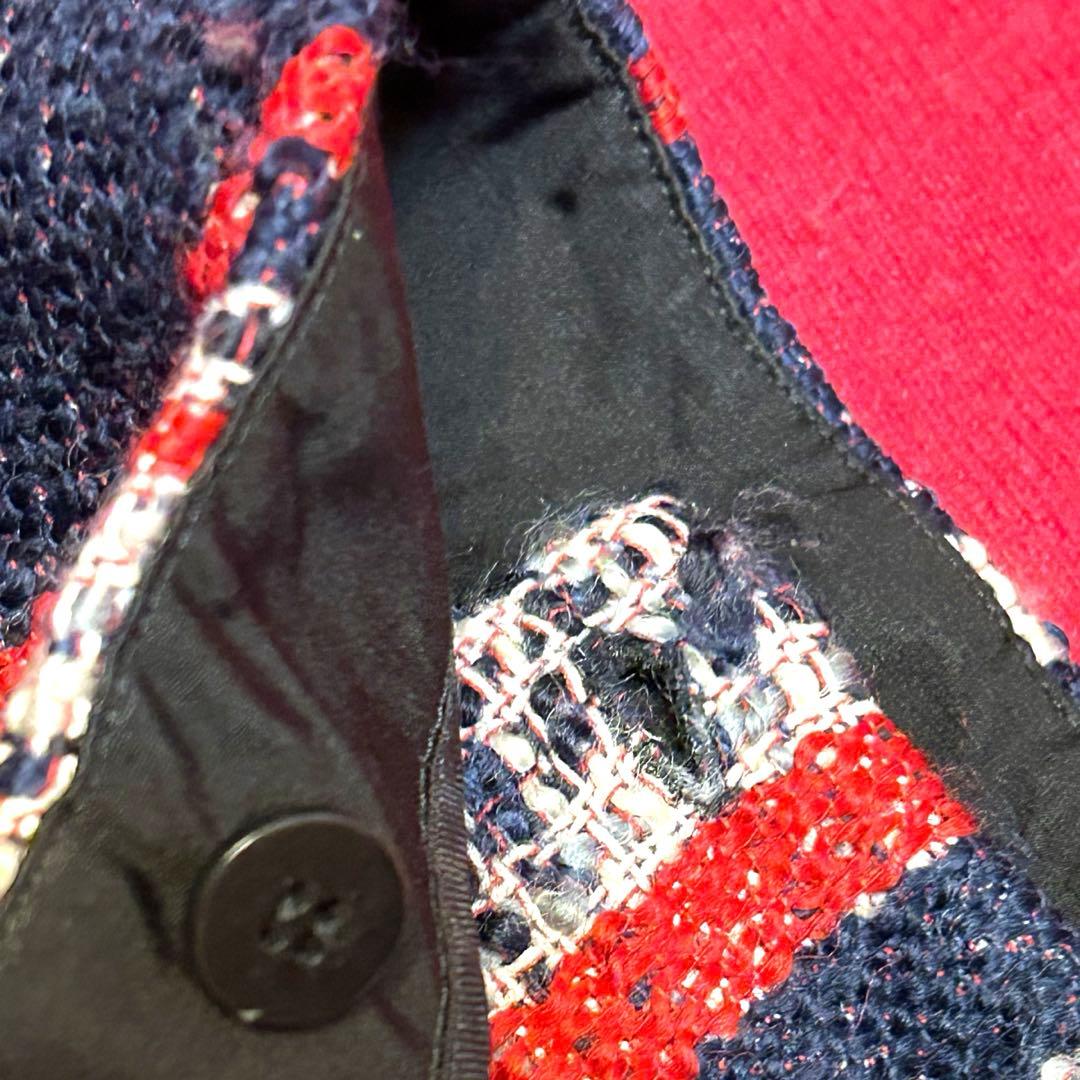 膝丈　プラダ　ツイード生地　チェック　巻き スカート　プリーツ　ウール　赤 紺