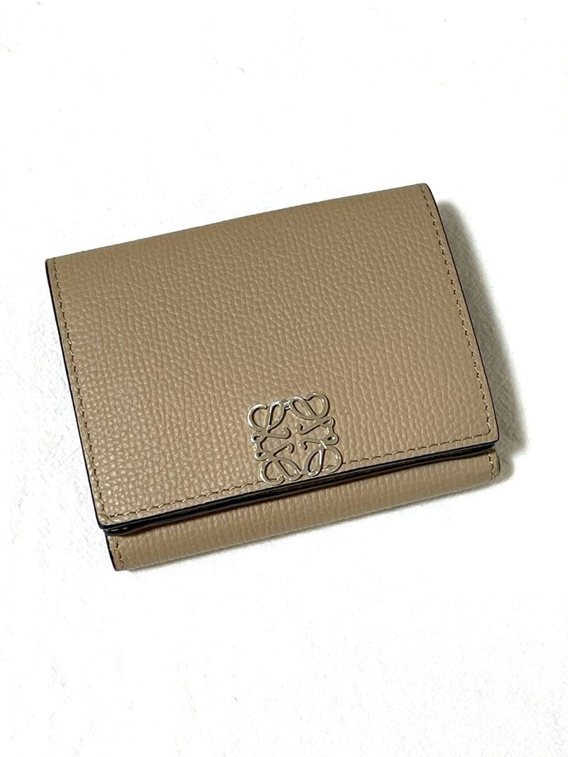 LOEWE ロエベ　トライフォールド　アナグラム　サンド