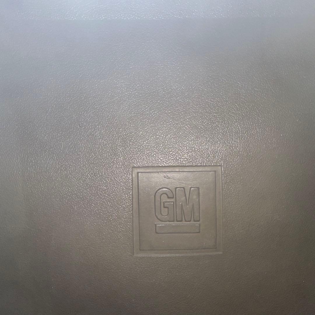 c1500 EXキャブ　GMロゴ　純正フロアマット