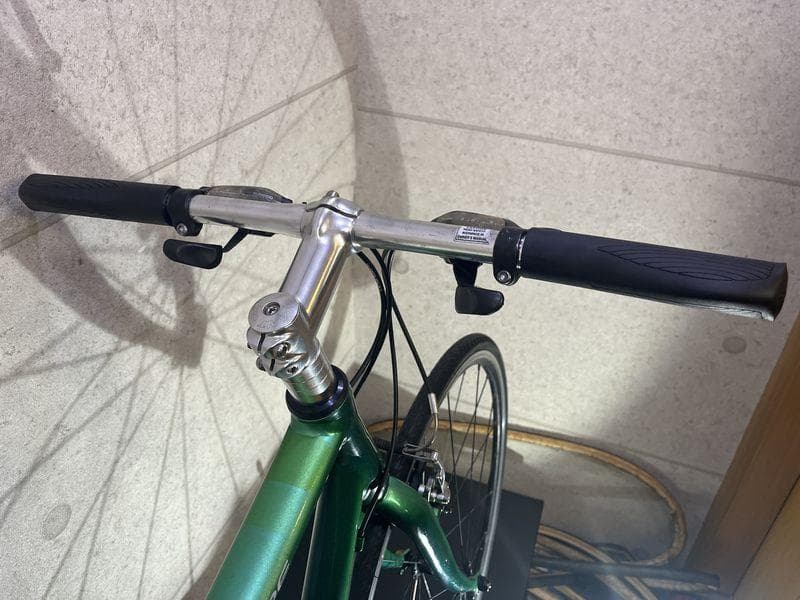 GIANT ESCAPE R3 クロスバイク sizeS　グリーンカラー