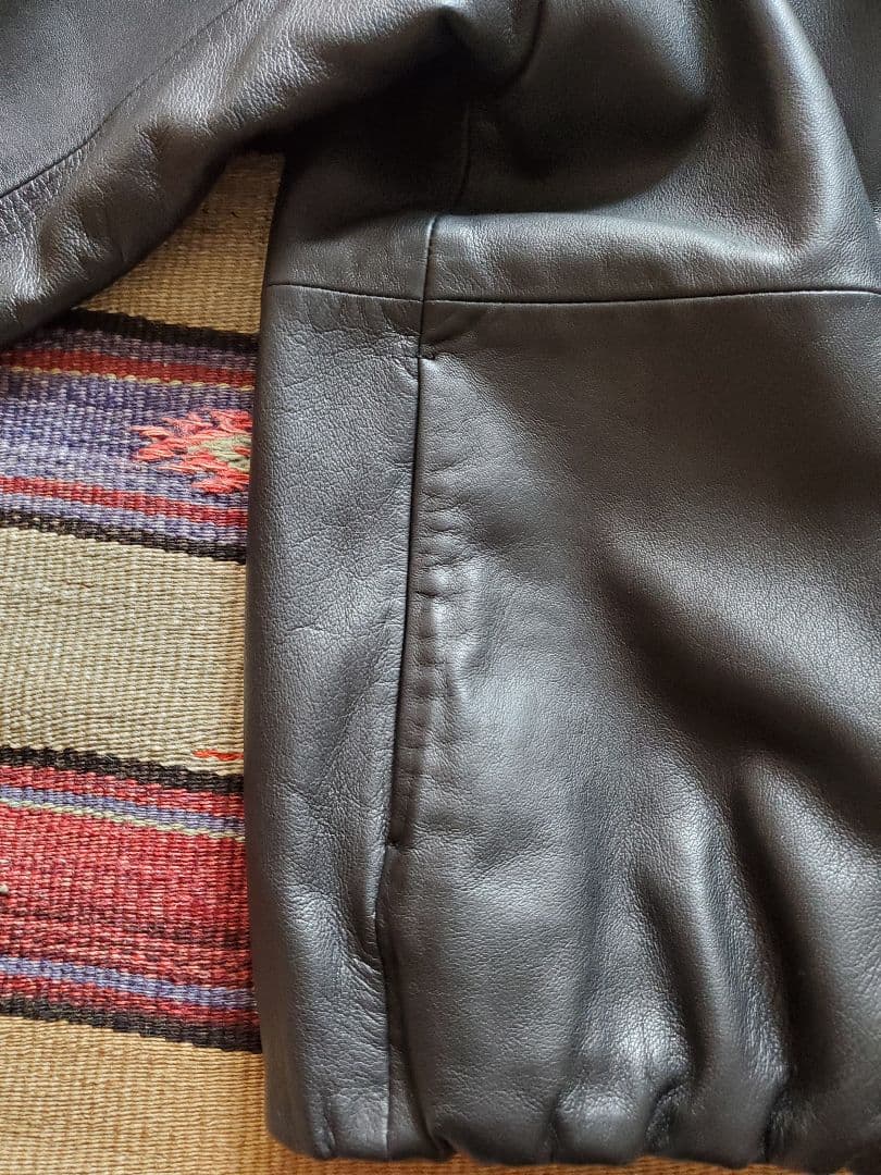 BEARDSLEYラムレザーブルゾン