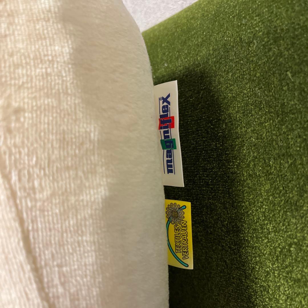 magniflex エアトスカーナ 枕（保証書付き）