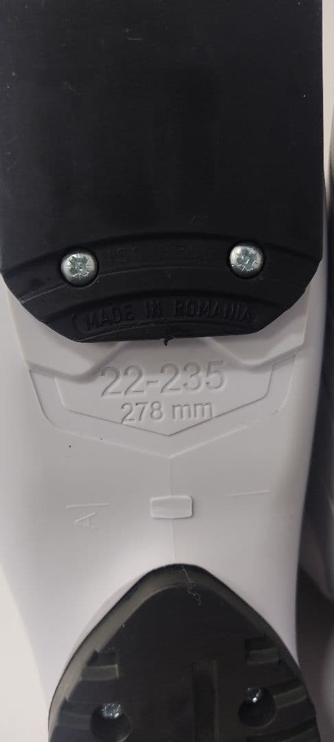 ROSSIGNOL スキー靴 ホワイト 4バックル 新品同様 22-23.5cm