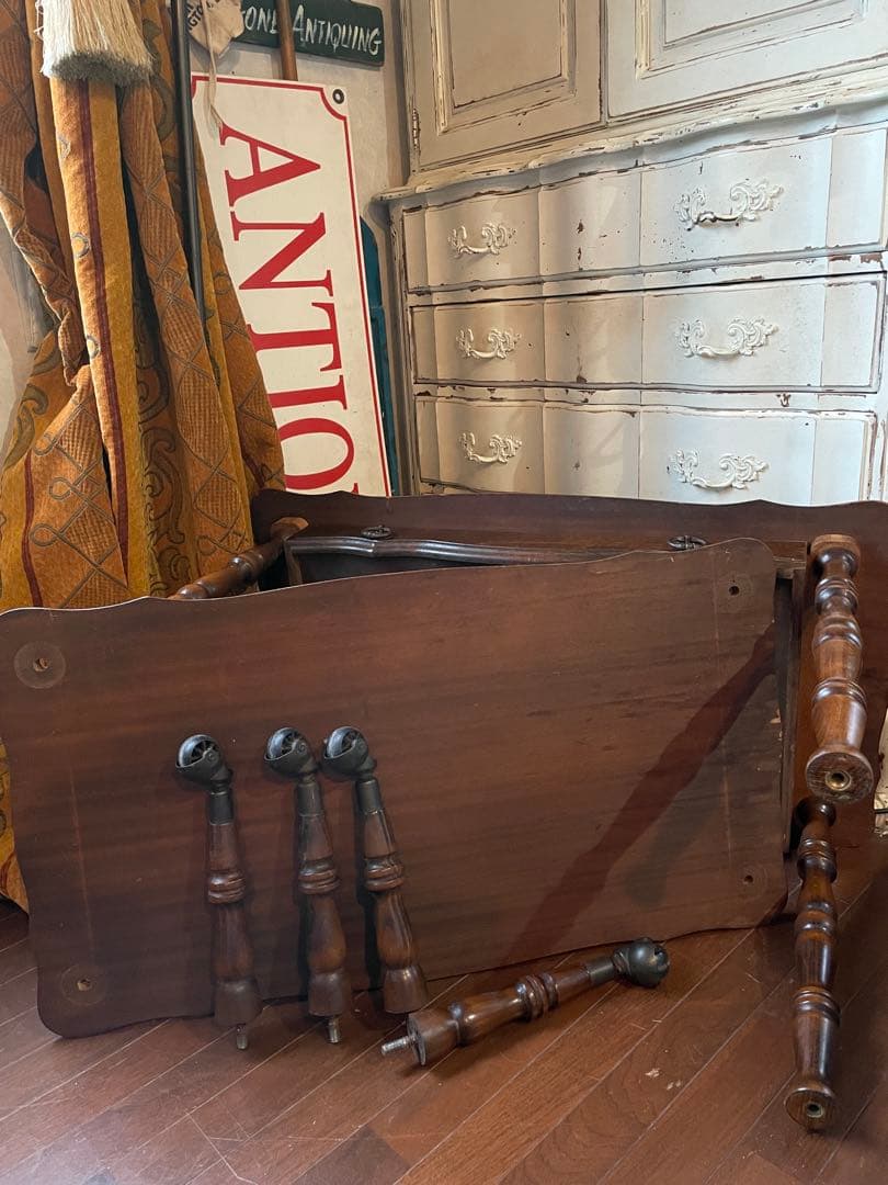 フランス　アンティーク　家具　二段　テーブル　飾り棚　トローリ　ワゴン　シェルフ