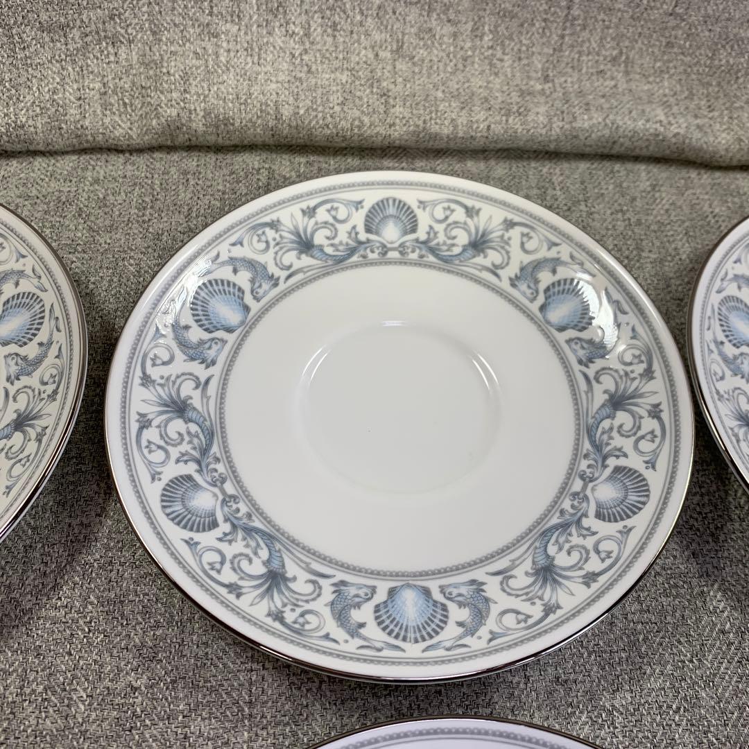 ウェッジウッド　ドルフィン　スープ　カップ＆　ソーサー　黒壺　ダブルハンドル