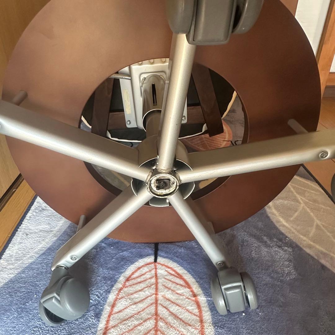 【美品】karimoku カリモク家具 デスクチェア 昇降式 キャスター付き